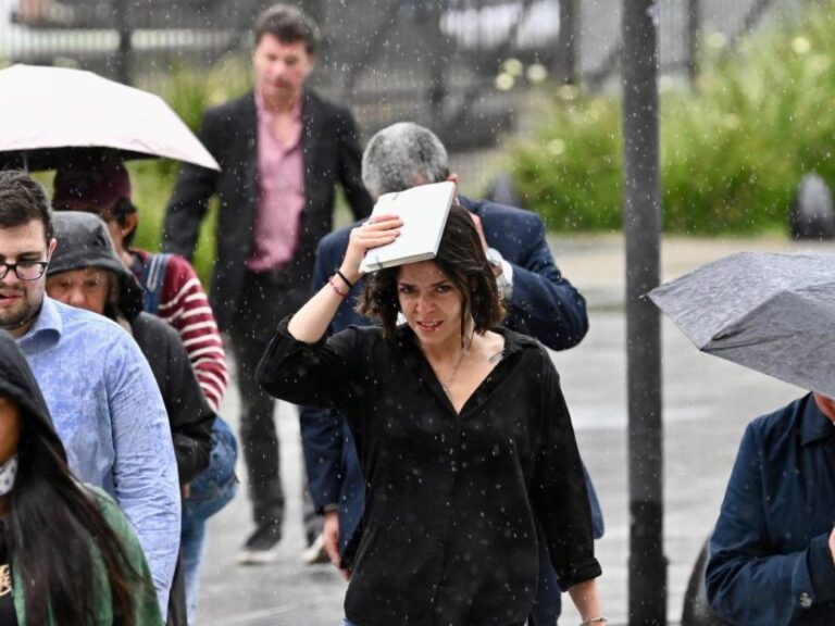 llegan-las-lluvias-al-amba-y-se-mantendran-por-48-horas-tras-una-jornada-de-30-grados-05033036-2197021