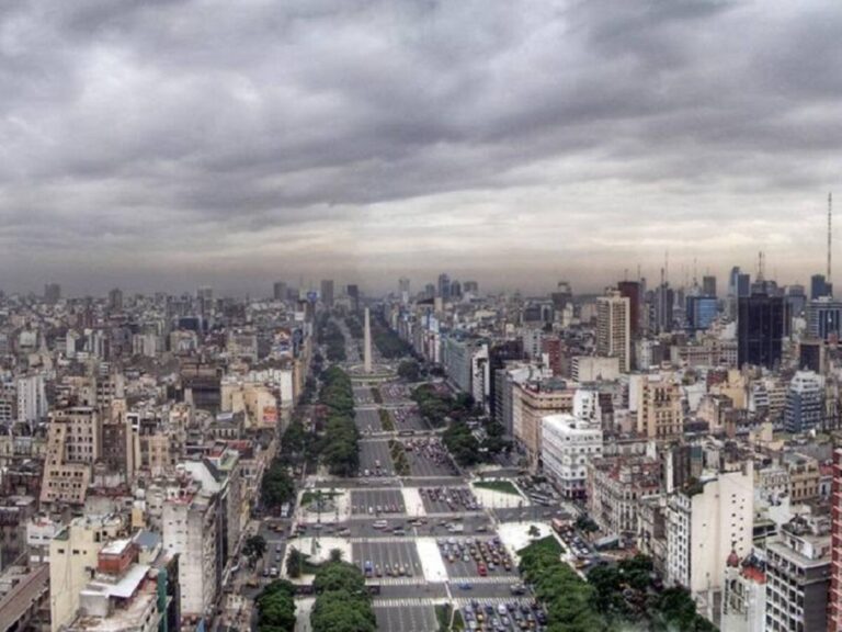 domingo-de-nubes-en-buenos-TLZO6BPLJFGBHLUDNYJHXUWZDE