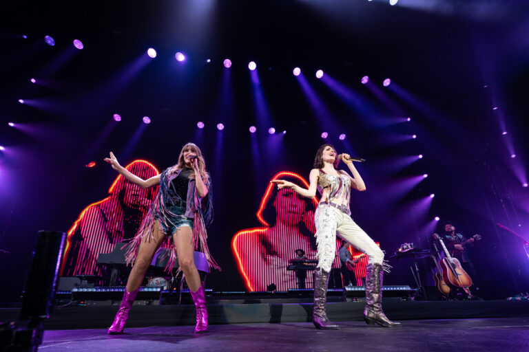 Haash_movistar_arena_grafica